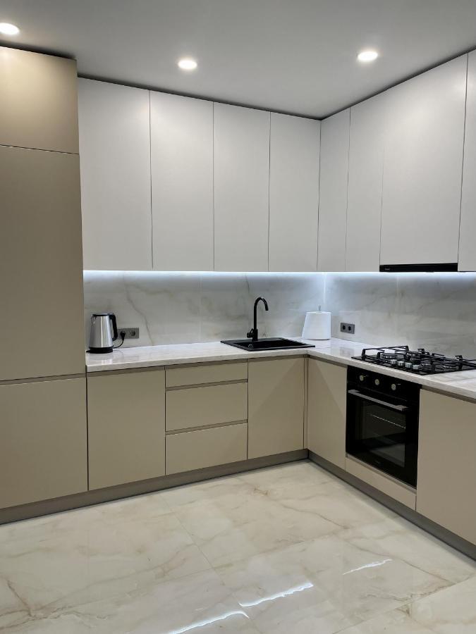 לבוב Жк Great Britain Apartment מראה חיצוני תמונה