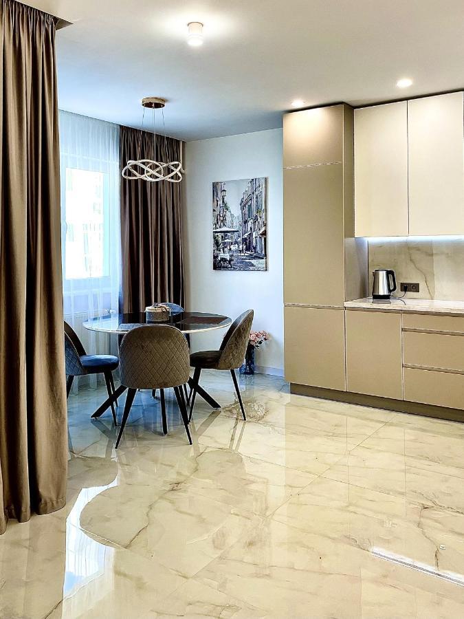 לבוב Жк Great Britain Apartment מראה חיצוני תמונה